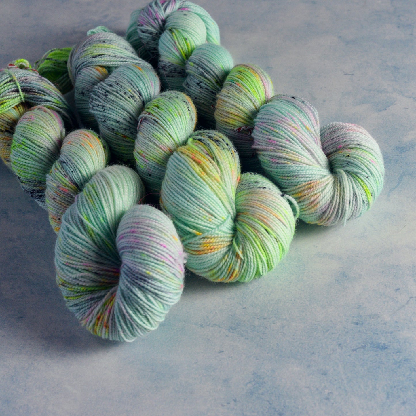 Hand dyed yarn, Colourway: Bloc Party