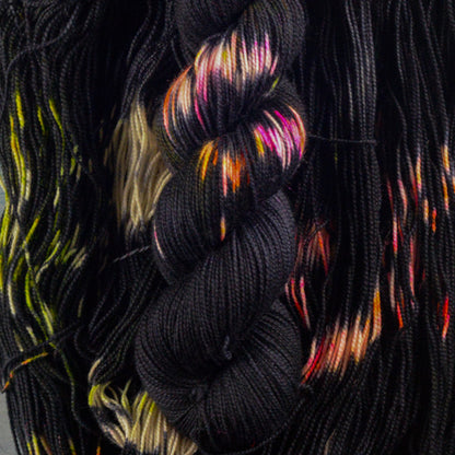 BKD Yarn, Hand dyed yarn Germany, Colourway: Black Neon