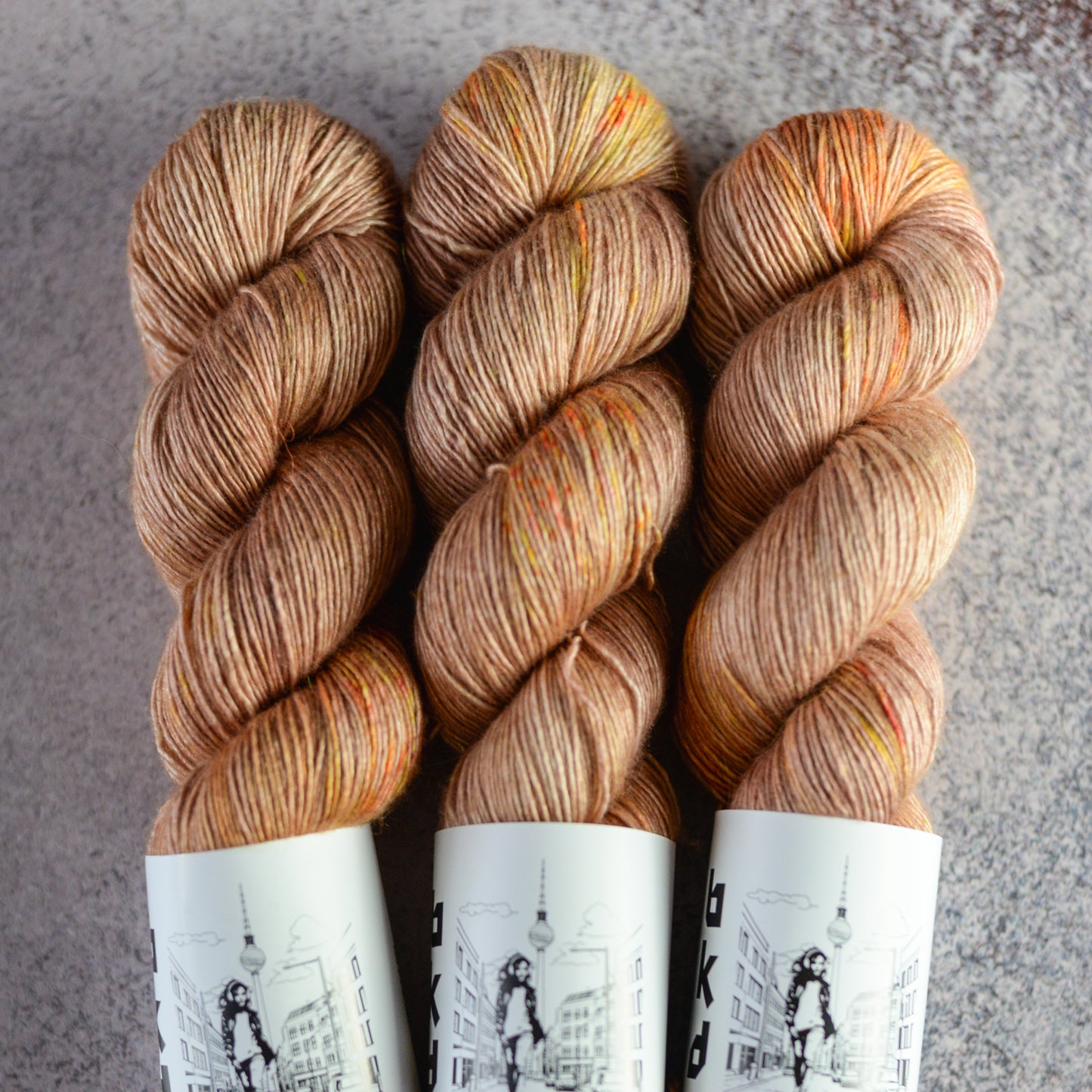 Hand dyed yarn, Colourway: Party Toffee